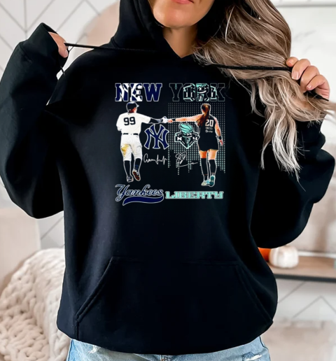 New York Yankees Aaron Judge New York Liberty Sabrina Ionescu Signatures 2024 T-Shirt Unisex Hoodie