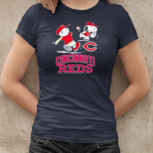 Peanuts Charlie Brown And Snoopy Playing Baseball Cincinnati Reds  Classic Women's T-shirt