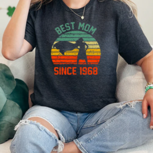 Best Mom Since 1968 Hero Super Mother Birthday Retro Vintage T-Shirt Classic Women's T-shirt