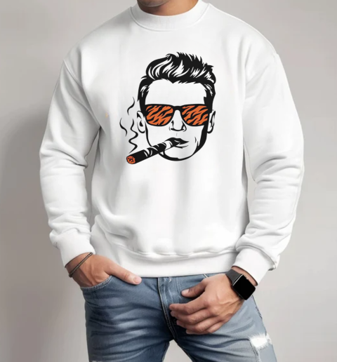 Cincinnati Bengals Joe Burrow Smoking T-Shirt Unisex Sweatshirt