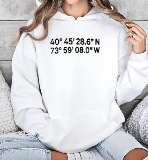 Count Dankula Wearing 40 Degrees 45 28.6 N 73 Degrees 59 08.0 W T-Shirt Unisex Hoodie