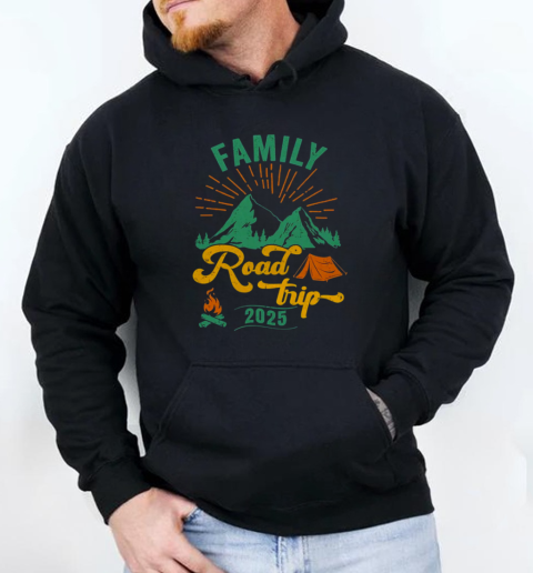 Family Road Trip 2025 Camping Crew Vacation Holiday T-Shirt Unisex Hoodie