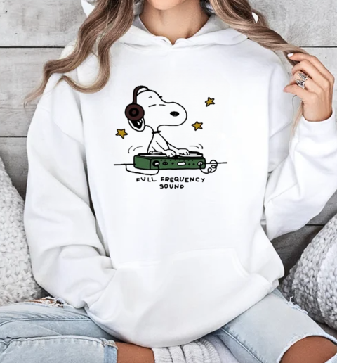 Funny Snoopy Dj Full Frequency Sound 2025 T-Shirt Unisex Hoodie