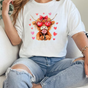 Highland Cow Valentine Coquette Valentine's Day Retro Heart T-Shirt Classic Women's T-shirt