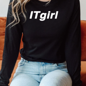 It girl T-Shirt Long Sleeved T-shirt