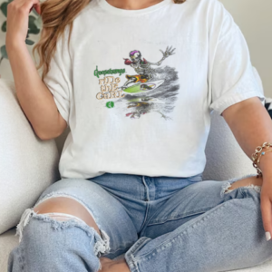 Skeleton Surfing Goosebumps Ride The CUrl T-Shirt Classic Women's T-shirt