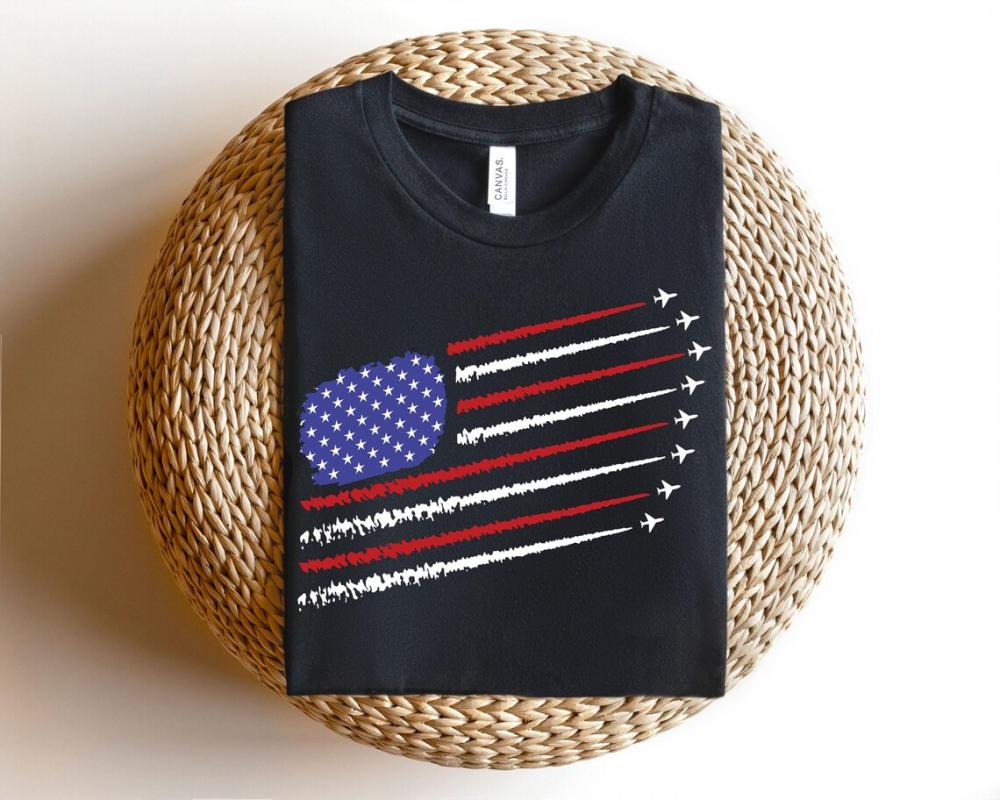 Retro fighter jet airplane american USA flag heart Shirt