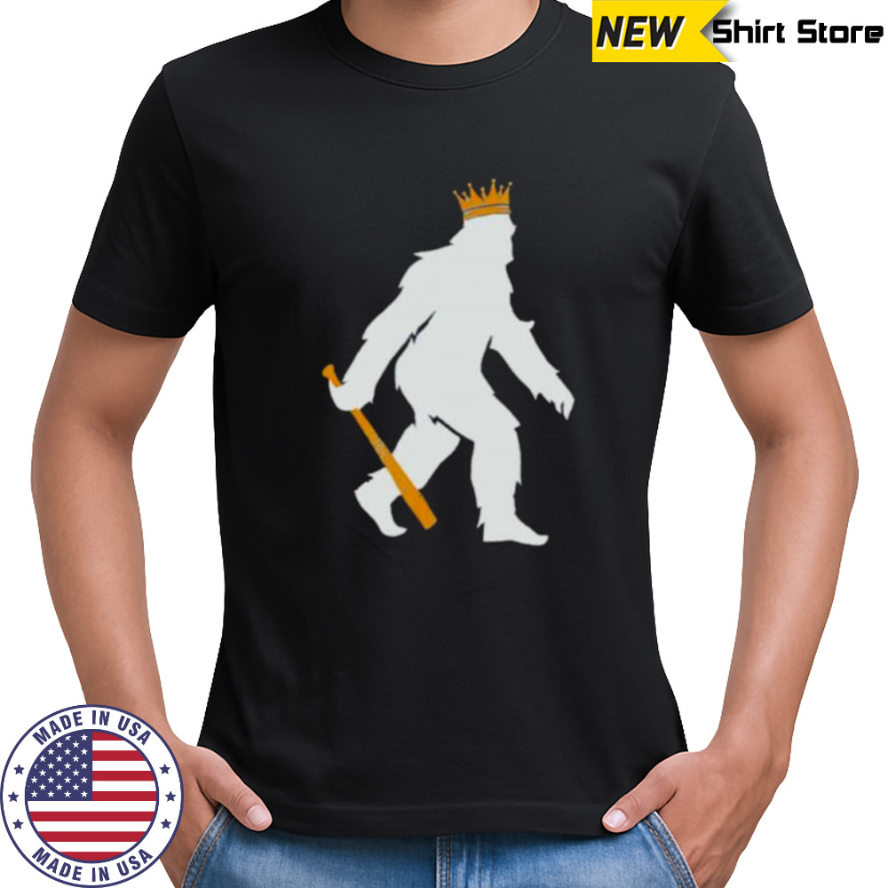 Pasquatch bigfoot crowned Kansas City Royals Baseball MLB shirt