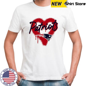 New England Patriots Natural Spray Heart Boxy paint shirt