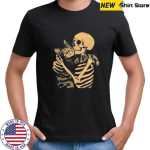 Skeleton hugging cat Halloween shirt