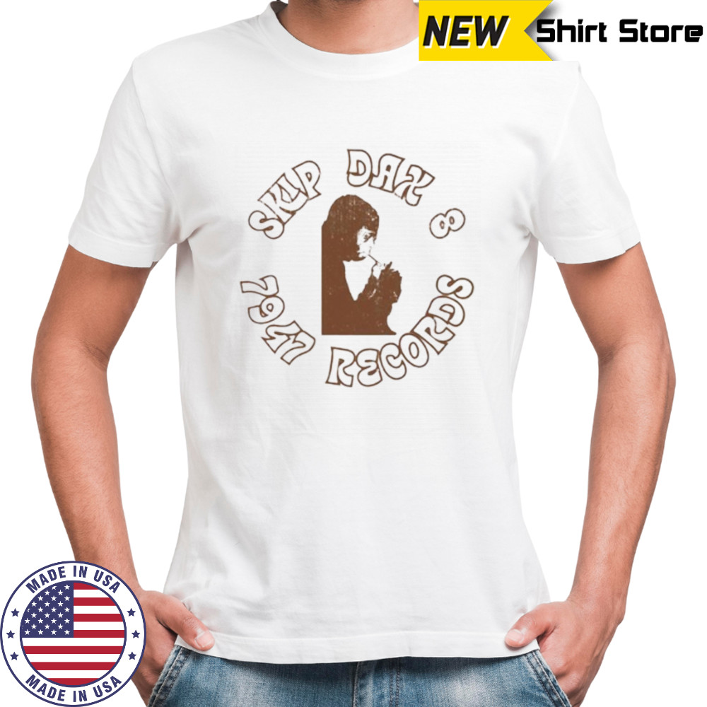 Skip da 8 7947 records shirt