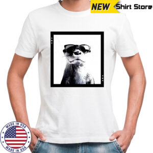 Otter wearing glasses photo funny meme shirt