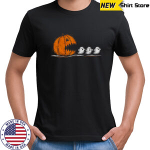 Pumpkin chasing ghost spooky season funny Halloween vintage shirt