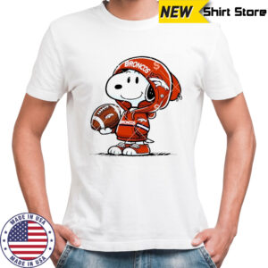 Snoopy wears Denver Broncos hoodie logo shirt