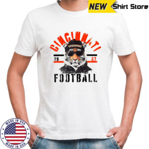 Tiger Cincinnati Bengal Football NFL 1967 logo shirt